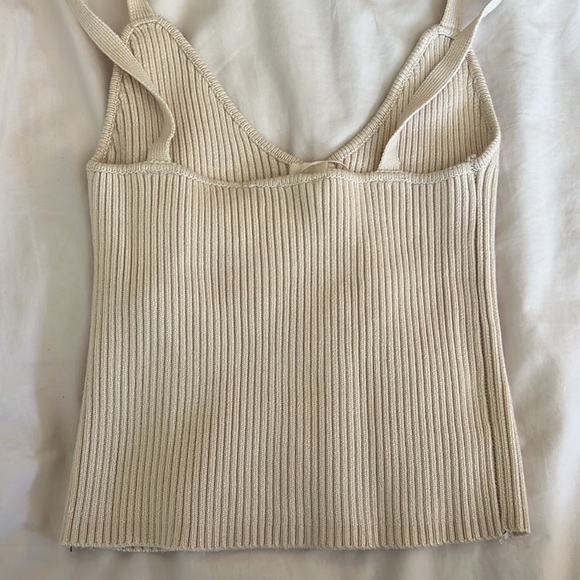 This is a Zara cream knit corset top in a size medium. - Picture 2 of 4
